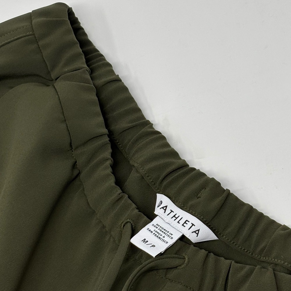 Athleta Women's MVP Mid Rise Snap Pants Olive Green Drawstring M/P Petite